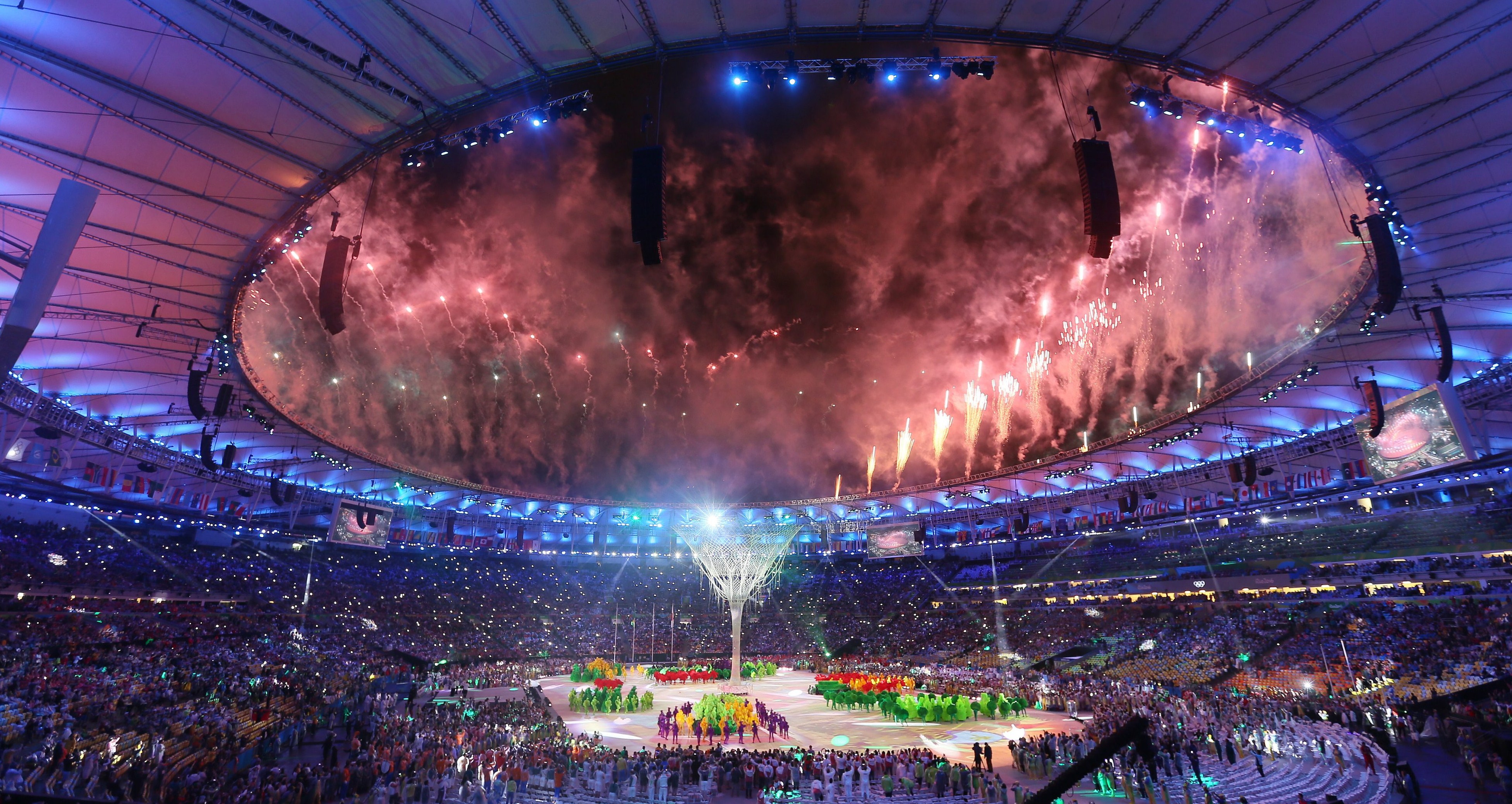 . Rio De Janeiro (Brazil), 21/08/2016.- Performers during the Closing Ceremony of the Rio 2016 Olympic Games at the Maracana Stadium in Rio de Janeiro, Brazil, 21 August 2016. (Brasil) EFE/EPA/OLIVIER HOSLET